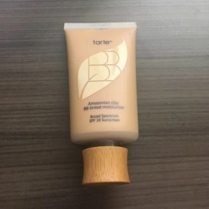 Tarte amazonian clay bb tinted moisturizer